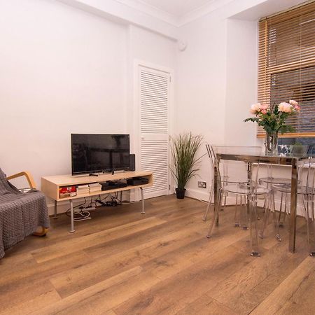 Salmond Place - 427 Apartment เอดินบะระ ภายนอก รูปภาพ